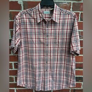 L.L. Bean Large Short Sleeve Button Down Red/Blue Plaid 100% Cotton Shirt Z7